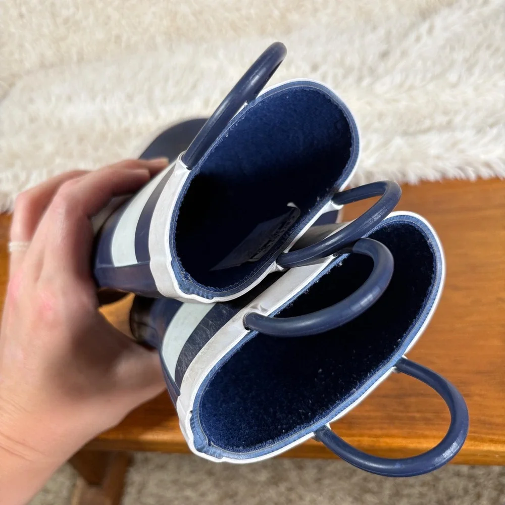 Carters durable rubber